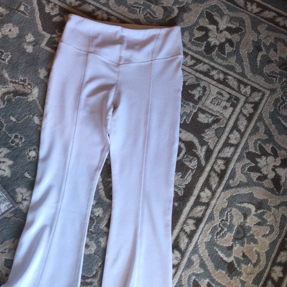 White Leggings with Smooth Finish